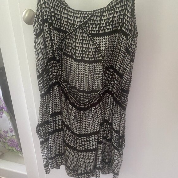 Manaola Romper Black and White S/M - Picture 3 of 3